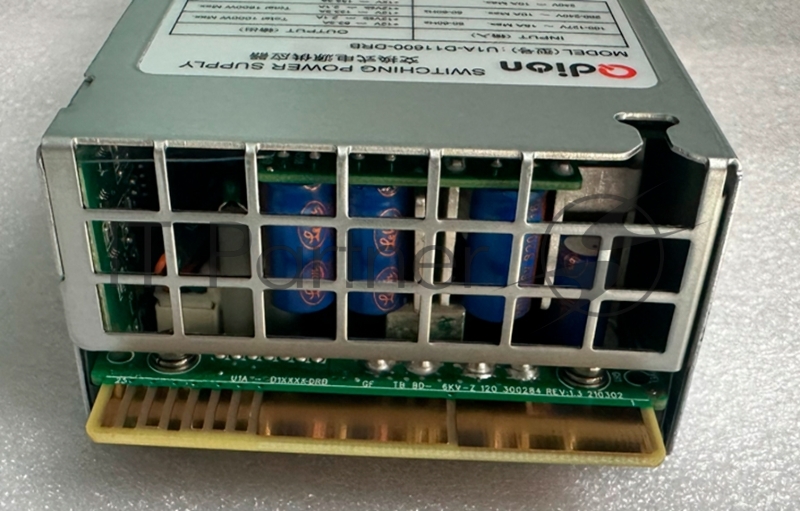 Блок питания серверный Server power supply Qdion Model U1A-D11600-DRB P/N:99MAD11600I1170311 CRPS 1U Module 1600W Efficiency 80 Plus Platinum, Gold Finger (option), Cable connector: C14
