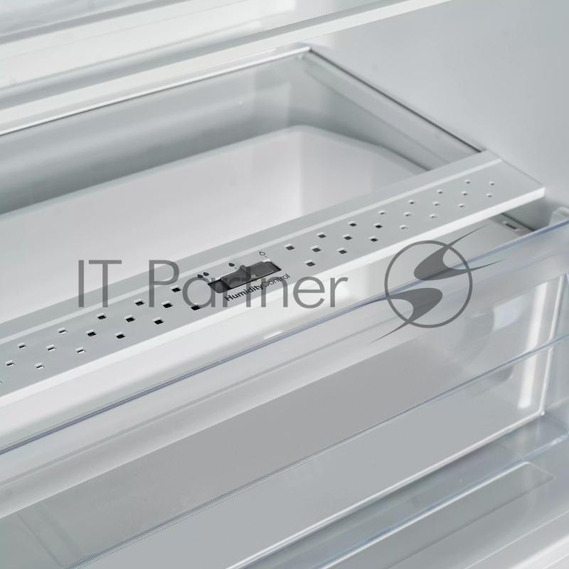 Встраиваемый холодильник Delonghi DCI 17NFE BERNARDO