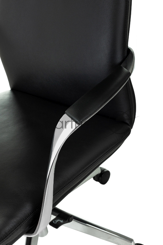 Кресло руководителя Бюрократ _VEGA черный кожа крестов. алюминий