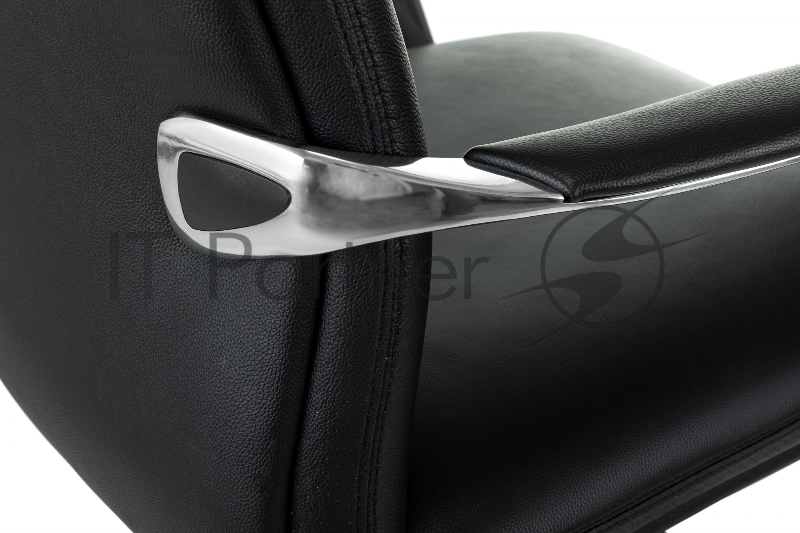 Кресло руководителя Бюрократ _VEGA черный кожа крестов. алюминий