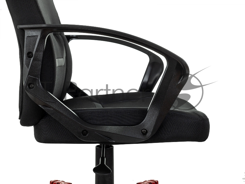 Кресло игровое Zombie 100 черный ткань/эко.кожа крестов. пластик