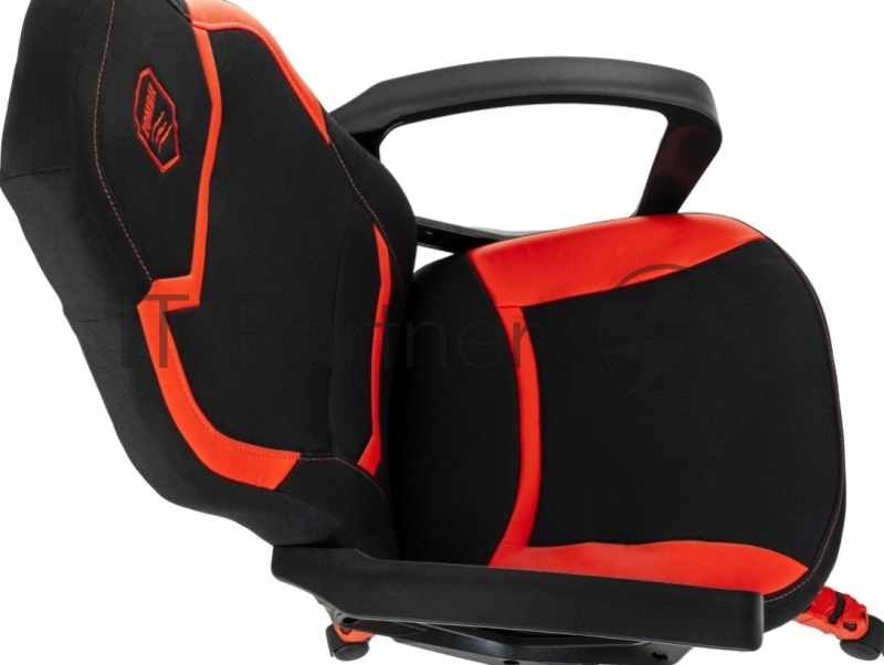 Кресло игровое Zombie 100 черный/красный ткань/эко.кожа крестов. пластик