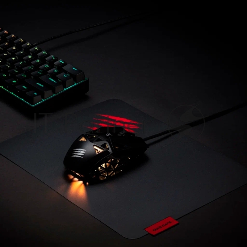 Игровой коврик для мыши Mad Catz G.L.I.D.E. 13 чёрный (450 x 400 x 0.4 мм, поликарбонат)