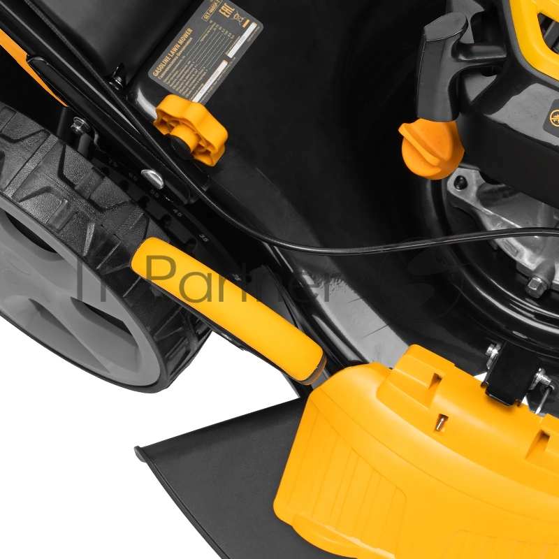 Бензиновая газонокосилка GLT-460SP-T, Trike 150 см3, 46 см, привод, панель, 60л// Denzel