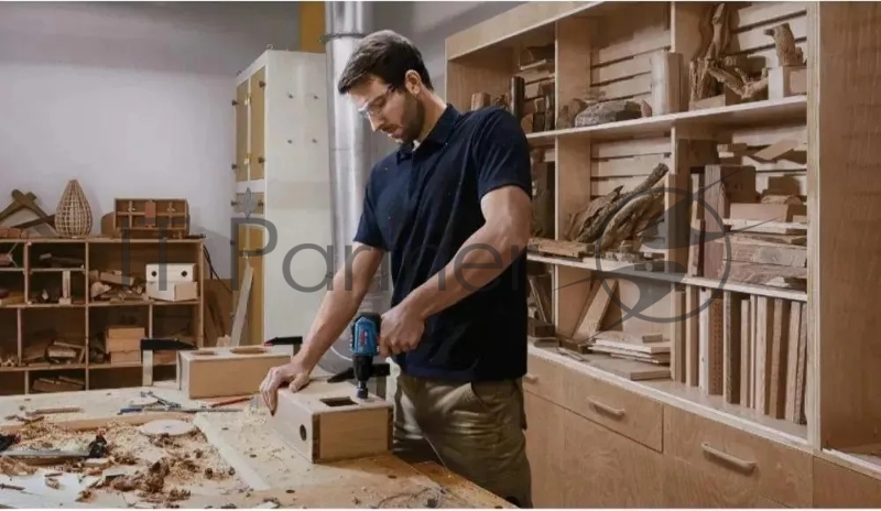 Дрель-шуруповерт Bosch GSR 12V-30 аккум. патрон:быстрозажимной (кейс в комплекте) (06019G9000)