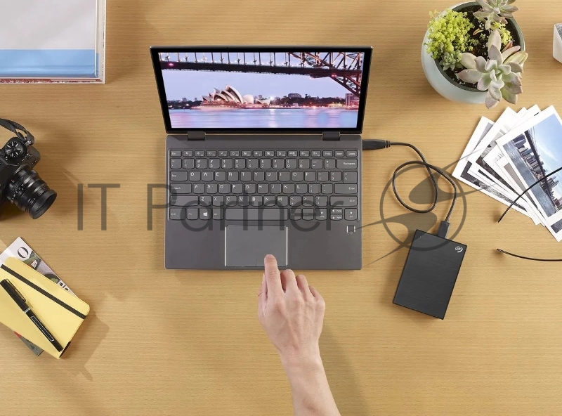 Жесткий диск Seagate USB 3.0 2TB STKY2000400 One Touch 2.5 черный