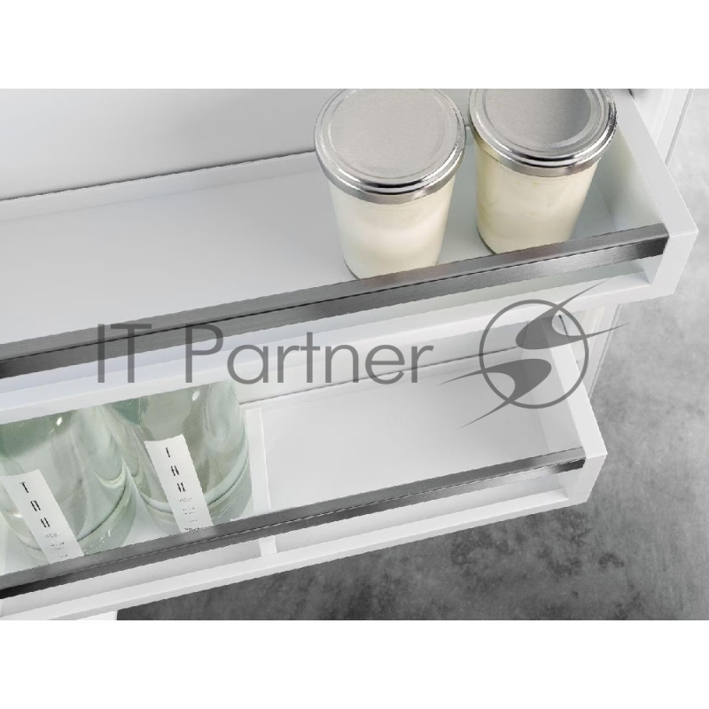 Встраиваемые холодильники Liebherr/ EIGER, ниша 178, Plus, BioFresh, МК SmartFrost, 2 контейнера, door-on-door