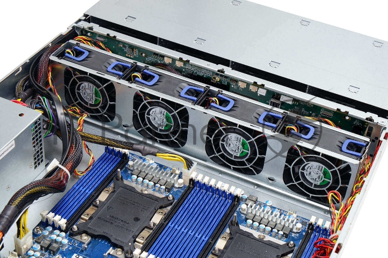 Компьютерный корпус In-Win IW-RS212-07 OCULINK BP 800W*2/PDB/FAN 8038mm*4/OCUlink*4 BP/rear 2.5 HDD module(12G)/28RAIL/power cord*2