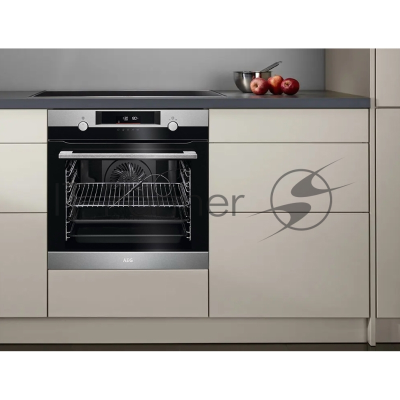 Встраиваемый электрический духовой шкаф AEG BCK546360M,71 л, нержавеющая сталь, термозонд,каталитическая очистка. Диапазон температур: 30°C - 300°C