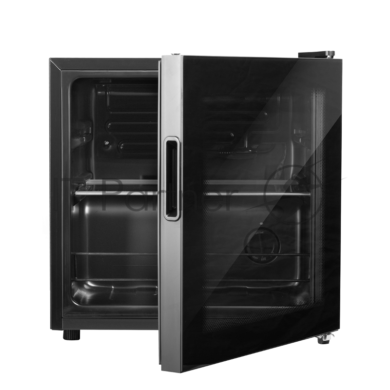 Холодильник Centek CT-1701 (черный) <44л> барный 470x440x495, cтеклянная дверь, A+