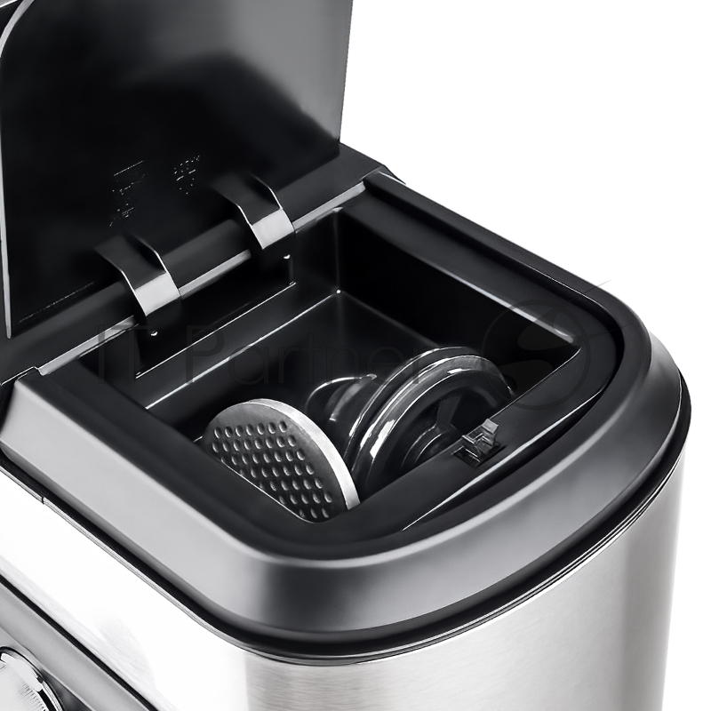 Мясорубка Centek CT-1623 2000 Bт, 2 кг/мин, реверс, стальной коннектор, 2 диска, 2 насадки