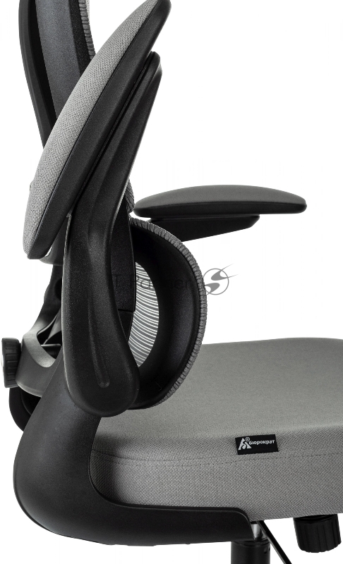 Кресло руководителя Бюрократ Sigma 1 серый сетка/ткань крестов. пластик