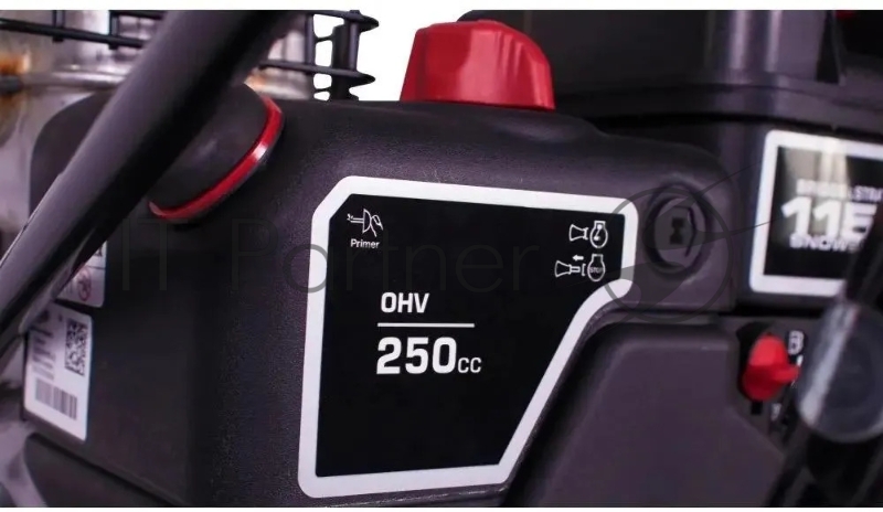 Снегоуборщик бензин. Champion ST761BS 6.5л.с.