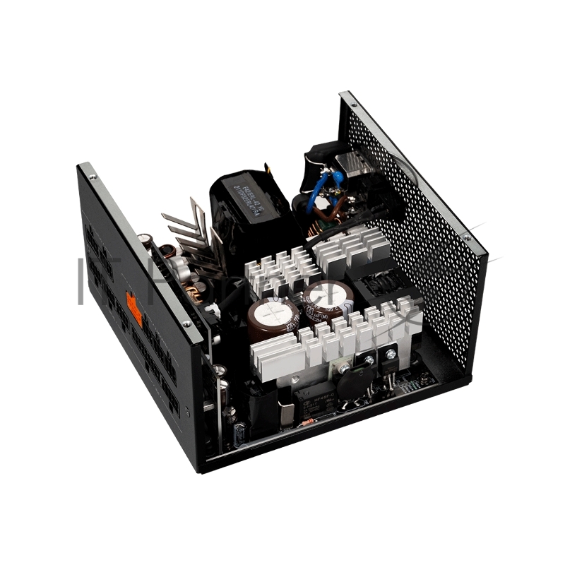 Блок питания ПК/ PCCOOLER, 750W 80+ Gold (ATX, 3.1, PCIe 5.1 600W, Full modular, 1x24(20+4)pin 550mm, 2xCPU 8(4+4)pin 650mm, 3xPCIe 8(6+2)pin 500mm, 1x12V(2x6) 12+4pin 650mm, 3xSATA*3+MOLEX4pin*1 450+120+120+120mm , Active, 135x135mm, 150x150x86mm, A