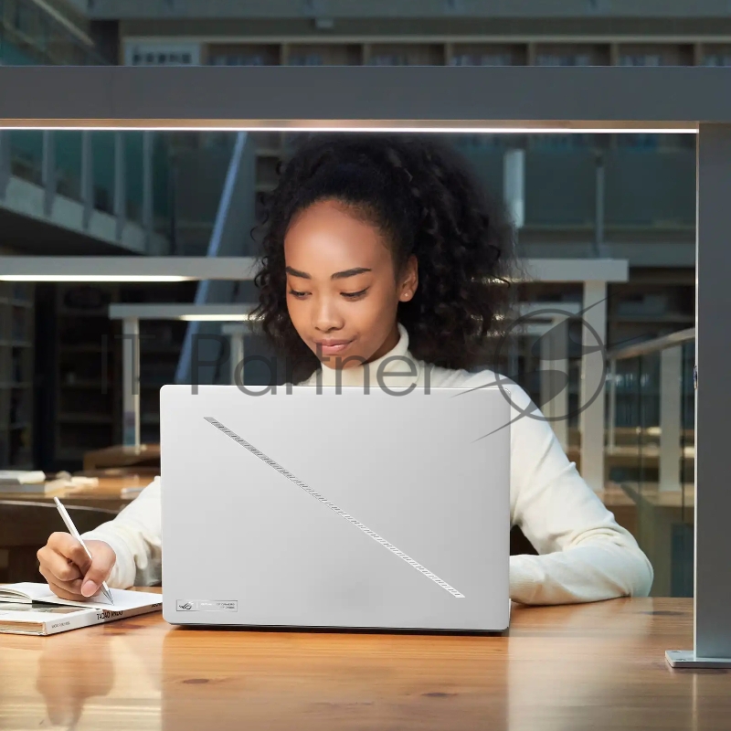 Ноутбук/ ASUS ROG Zephyrus G16 GU605MU-QR109 16(2560x1600 OLED 240Hz)/Intel Core Ultra 7 155H(1.4Ghz)/16384Mb/512PCISSD GeForce RTX4050(6144Mb)/Cam/BT/WiFi/90 1y/1.85kg/Platinum White/DOS + чехол