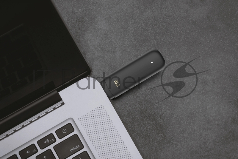 Модем 3G/4G ZTE F30Pro USB Wi-Fi VPN Firewall +Router внешний черный