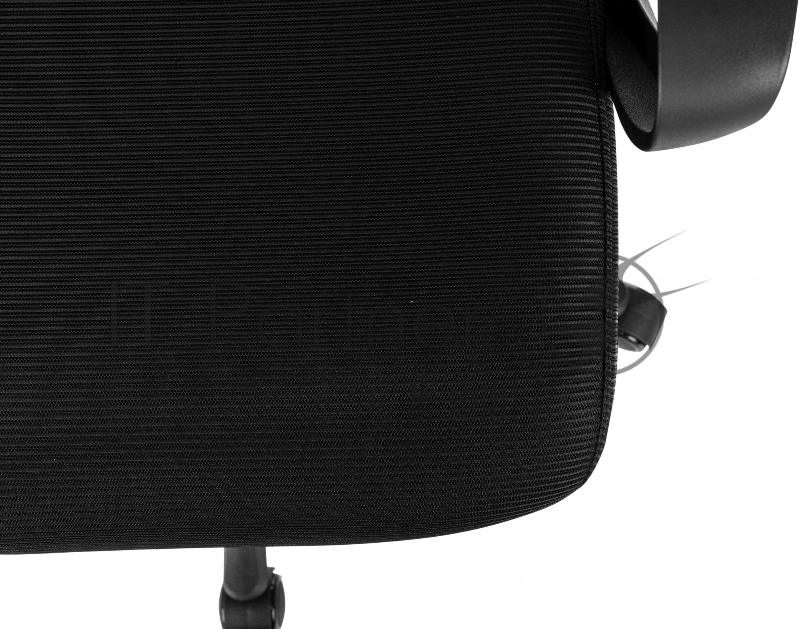 Кресло руководителя Бюрократ Wise черный сетка/ткань с подголов. крестов. пластик