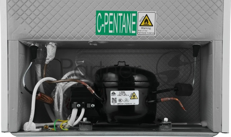 Холодильник Hyundai CO05041H 1-нокамерн. белый