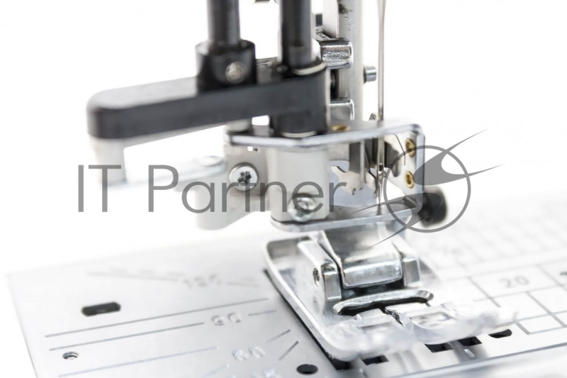 Швейная машина Janome Memory Craft 6700P