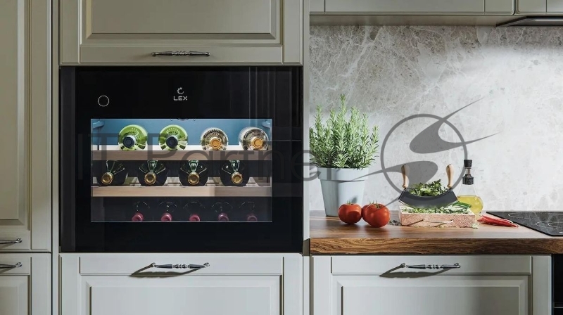 Винный шкаф Lex LWD6028BL PP 1-нокамерн. черный стекло (CHAT500005)