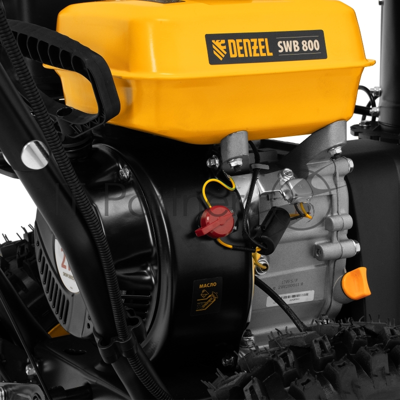Гибридная снегоуборочная машина с функц. подметания SWB-800, 212 сс, руч. старт, 2 насадки// Denzel