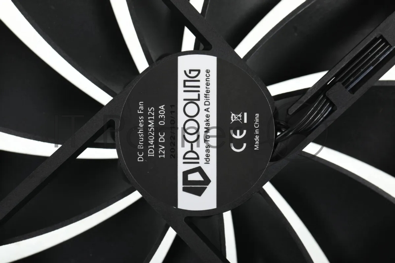 Вентилятор Fan ID-Cooling WF-14025-XT Black blade / PWM