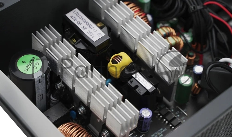 Блок питания Deepcool / GAMERSTORM PF700 R-PF700D-HA0B-CN, 700W, ATX2.4 80PLUS white, APFC, 20+4 pin, 4+4pin, 6xSata, 2xPCI-E (6+2pin), FAN 12CM, Кабель питания CN, Черный