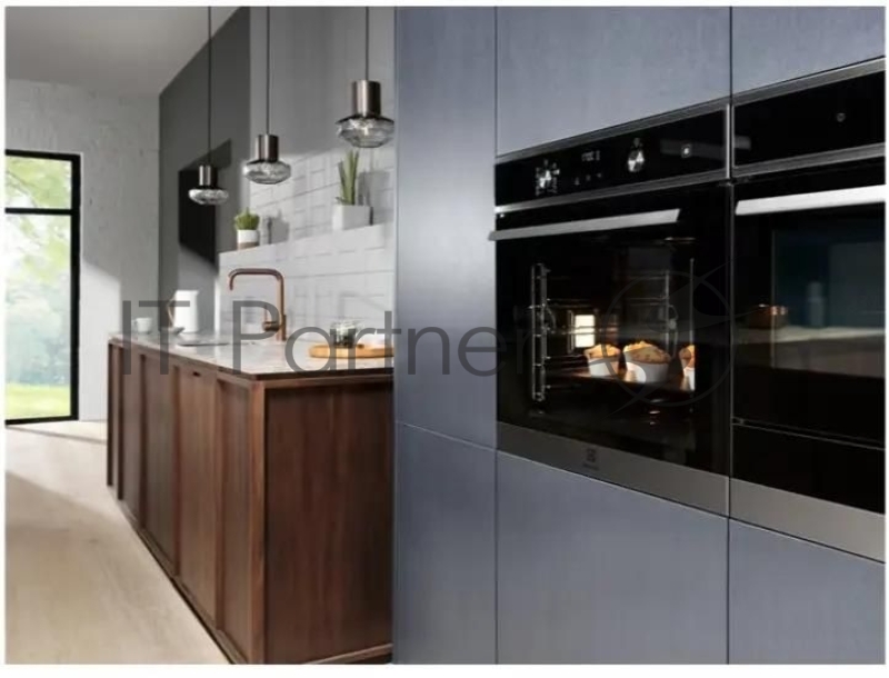 Духовой шкаф Электрический Electrolux EOD6F77WZ черный