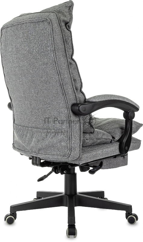 Кресло руководителя Бюрократ CH-820MSG-F светло-серый 38-404 крестов. пластик подст.для ног