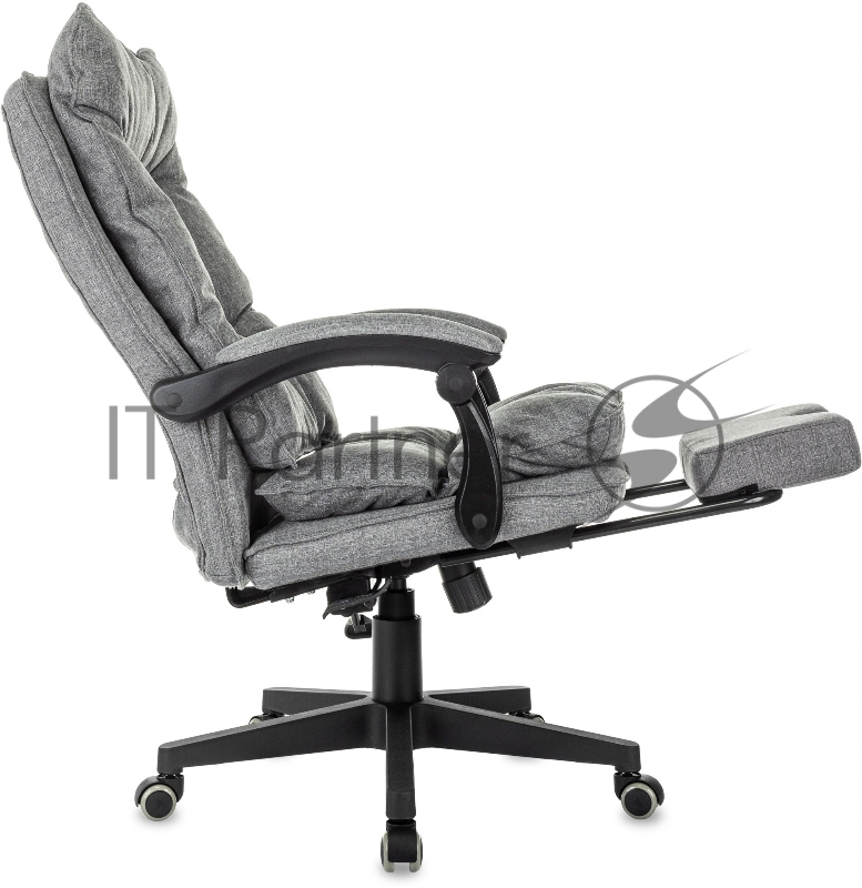 Кресло руководителя Бюрократ CH-820MSG-F светло-серый 38-404 крестов. пластик подст.для ног