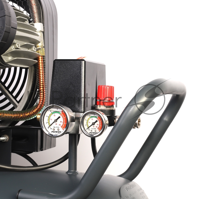 Компрессор PATRIOT KRX 580 L100 D, поршневой, ременной, масляный, 580 л/мин, 100 л, 10 бар, 3 кВт, 400 В