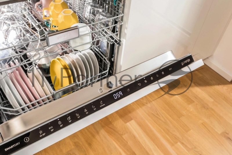 Посудомоечная машина встраив. Gorenje GV642D90 1900Вт узкая черный