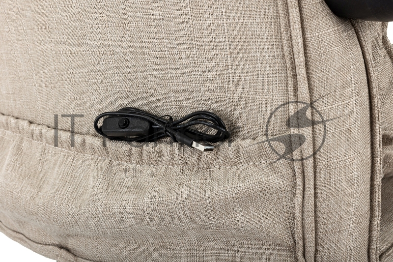 Кресло руководителя Бюрократ CH-820MSG-F бежевый 38-402 крестов. пластик подст.для ног