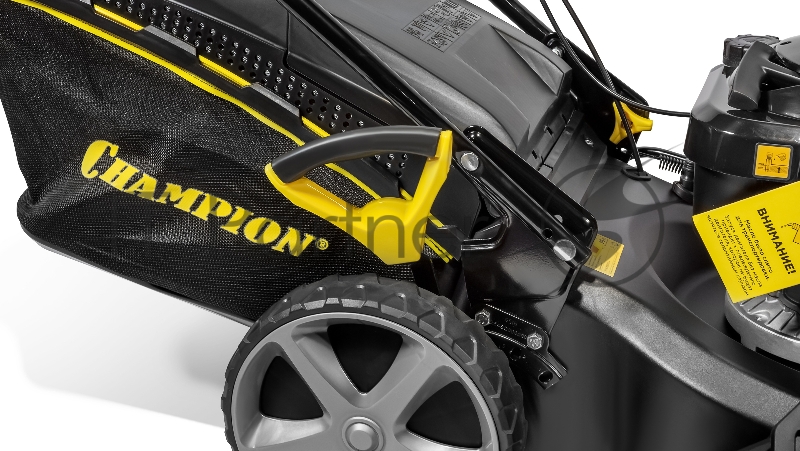 Газонокосилка CHAMPION LM5344 (4,4кВт привод 525мм 65л 25-75мм 1рычаг/6, 38кг 4в1)