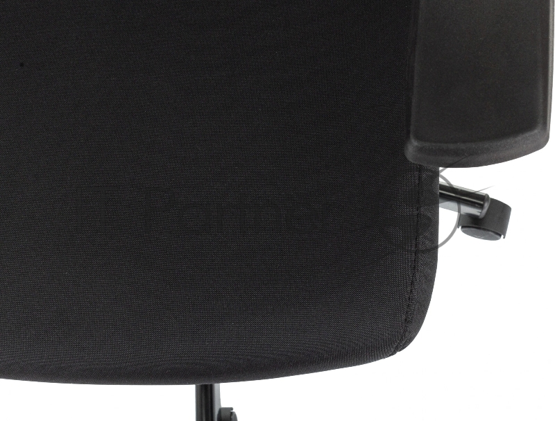 Кресло руководителя Бюрократ T-995 черный TW-01 сетка/ткань крестов. металл черный