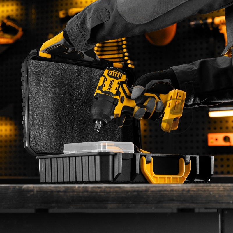 Гайковерт ударный аккумуляторный бесщет. CIWH-BL-20-500, Li-Ion, 20 В// Denzel