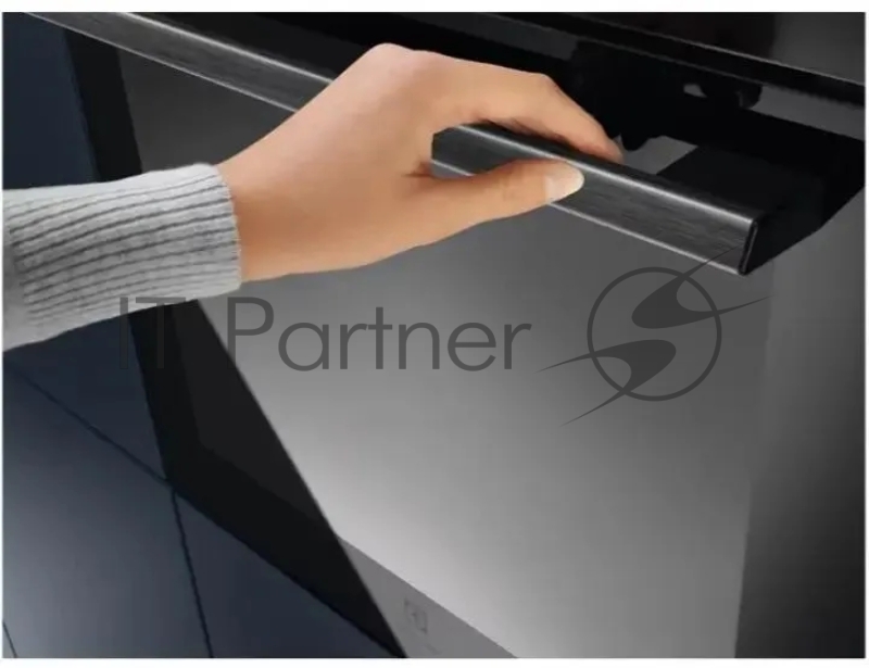 Духовой шкаф Электрический Electrolux EOC8P39WZ черный