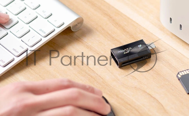 Внешний SSD ADATA External SSD SC730, 1000GB, Type-C, Type-A, USB 3.2 Gen2, R/W 600/600 MB/s, 36.8x23.8x9.7mm, Black (5 лет)