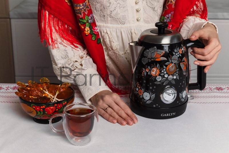 Чайник электрический GARLYN Flower Grace K-400 -черный