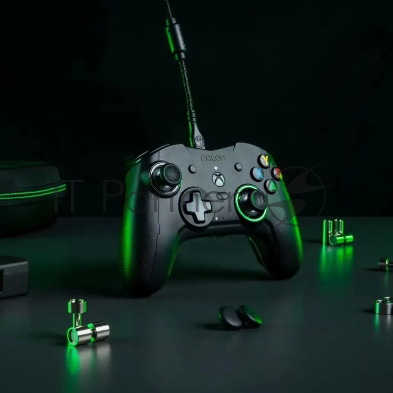 Геймпад Nacon черный для: Xbox Series/One (XBXREVOLUTIONX)