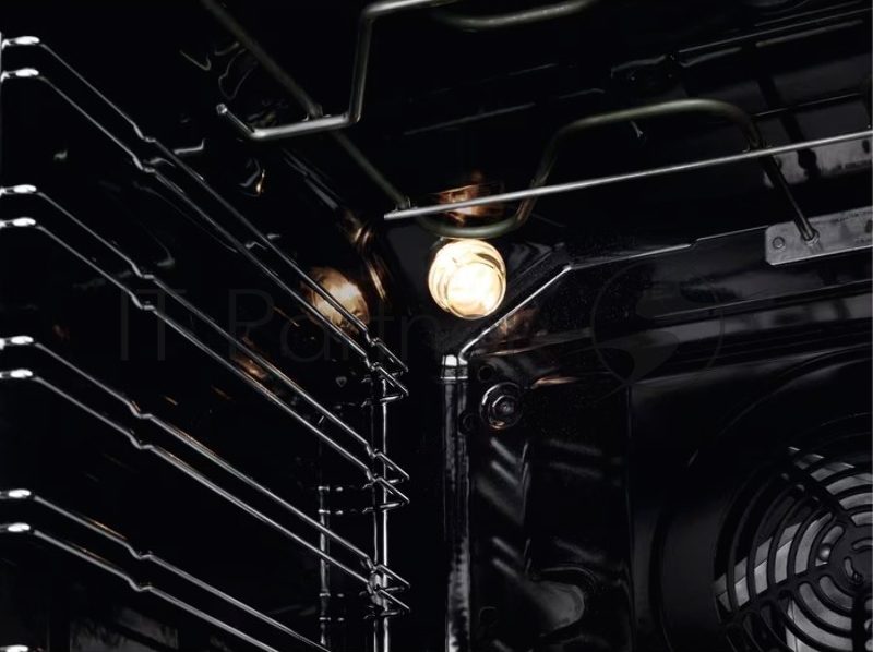 Духовой шкаф электрический Electrolux EOD5H70Z черный