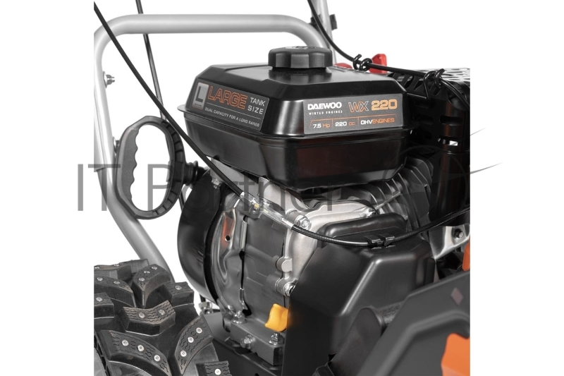 Снегоуборщик бензин. Daewoo S 6560 7.5л.с.