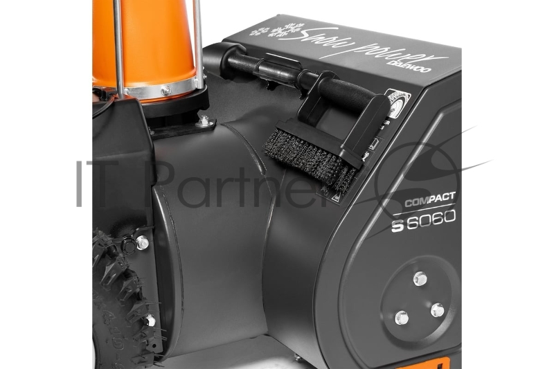 Снегоуборщик бензин. Daewoo S 6060 7л.с.