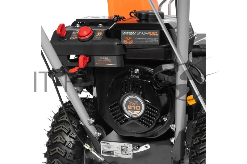 Снегоуборщик бензин. Daewoo S 6060 7л.с.