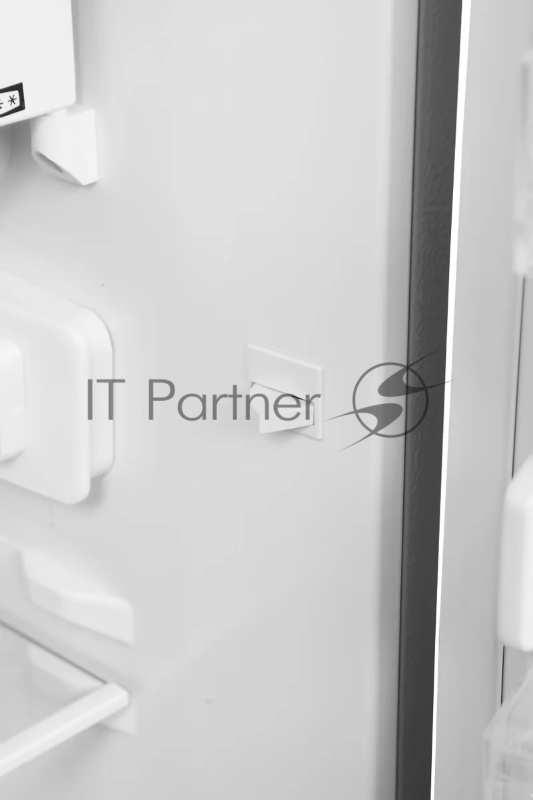 Холодильник Hyundai CO15051A 2-хкамерн. серебристый