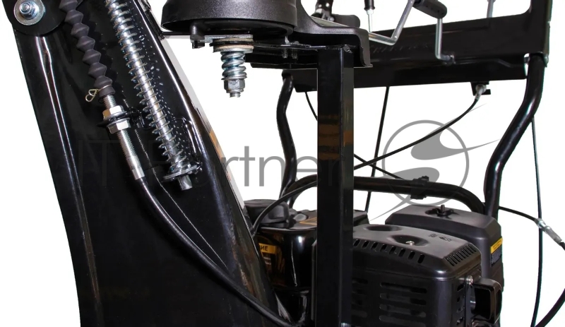 Снегоуборщик бензин. Champion SnowLine PNST661 6.5л.с.