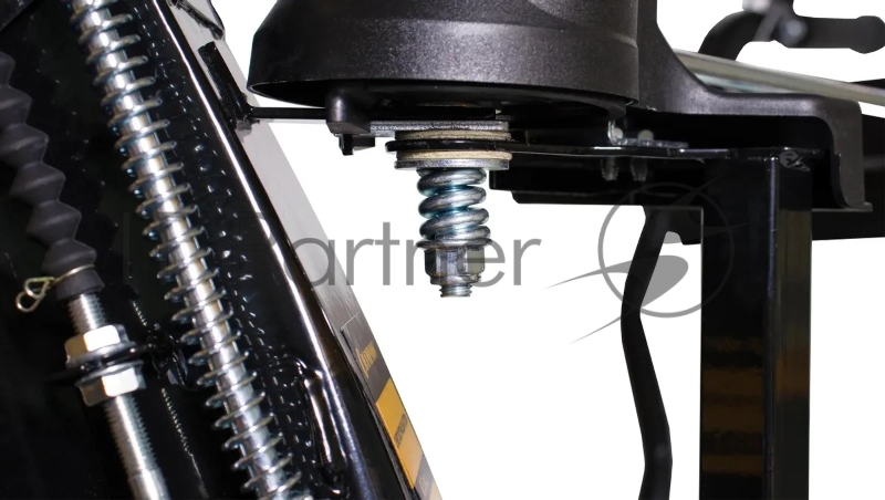 Снегоуборщик бензин. Champion SnowLine PNST661 6.5л.с.