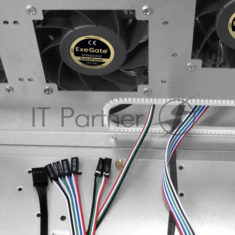 Серверный корпус ExeGate Pro 4U660-HS24 <RM 19, высота 4U, глубина 660, БП 700PAS, 24xHotSwap, USB>