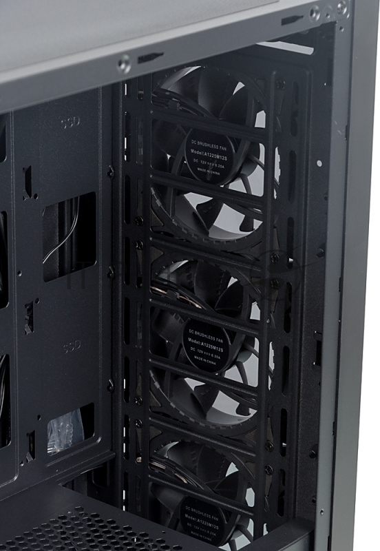 Компьютерный корпус Aerocool / Formula F-3401 (V1) черный без БП ATX 3x120мм 2xUSB 2.0 1xUSB 3.0 audio bott PSU